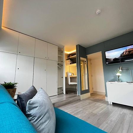 Apt 09 Stylish Studio Steps From Sea & Promenade Brighton Bagian luar foto