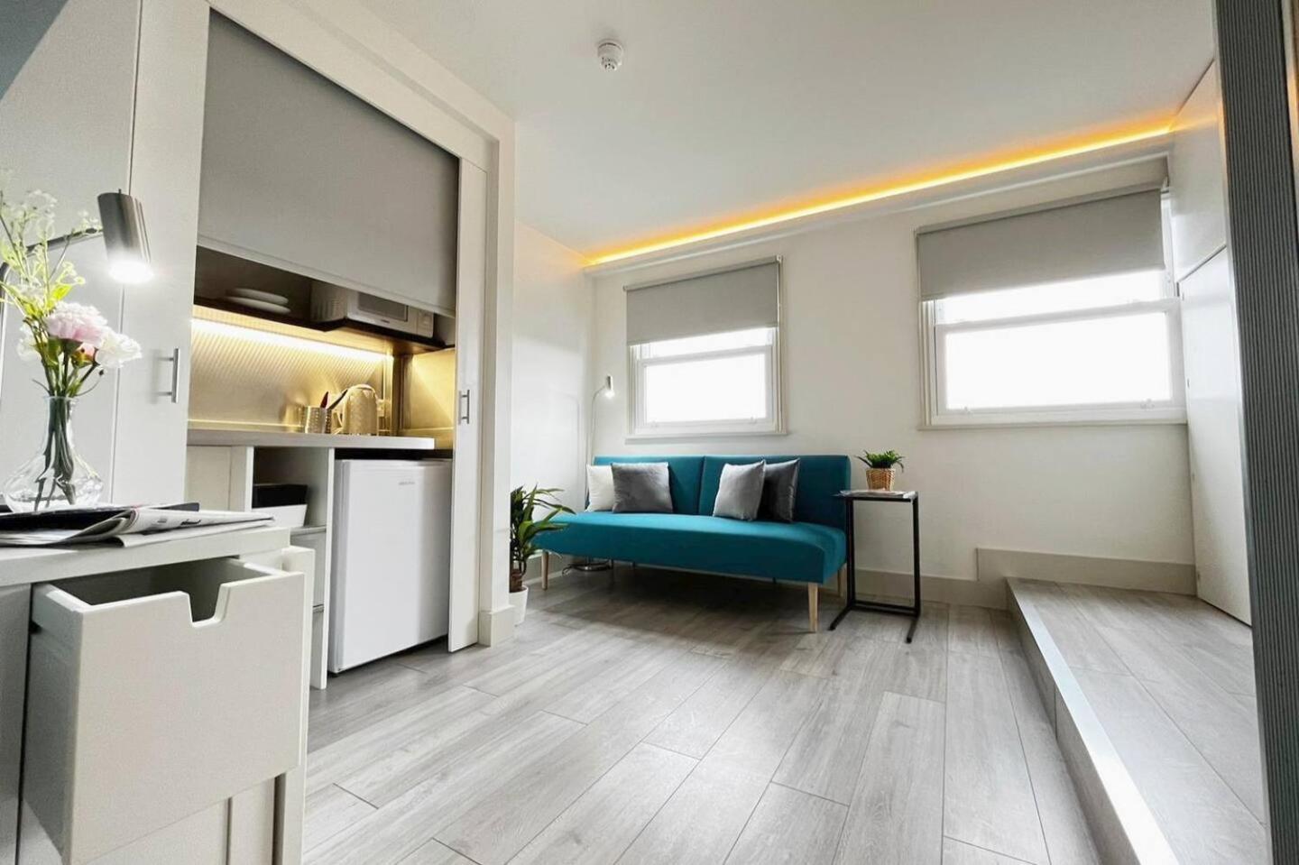 Apt 09 Stylish Studio Steps From Sea & Promenade Brighton Bagian luar foto