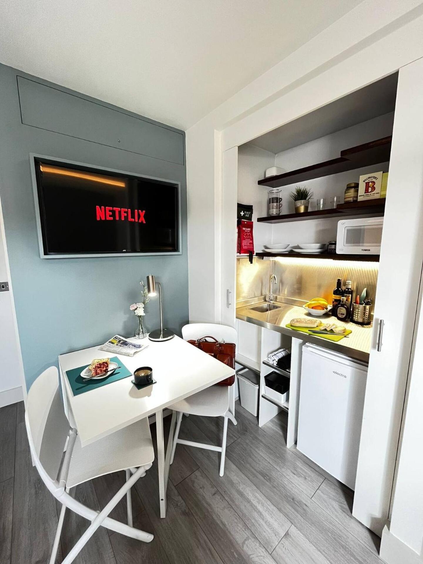Apt 09 Stylish Studio Steps From Sea & Promenade Brighton Bagian luar foto
