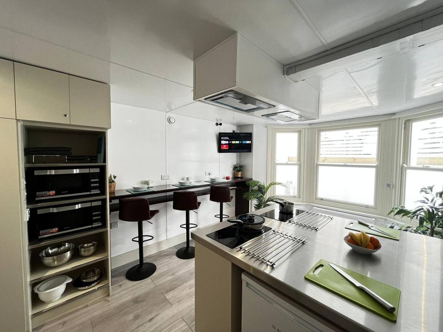 Apt 09 Stylish Studio Steps From Sea & Promenade Brighton Bagian luar foto